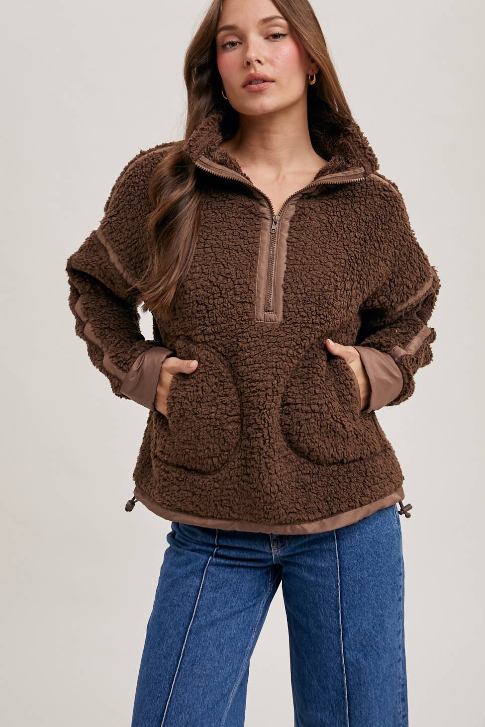 HALF ZIP CONTRAST SHERPA FLEECE TOP WITH POCKETS