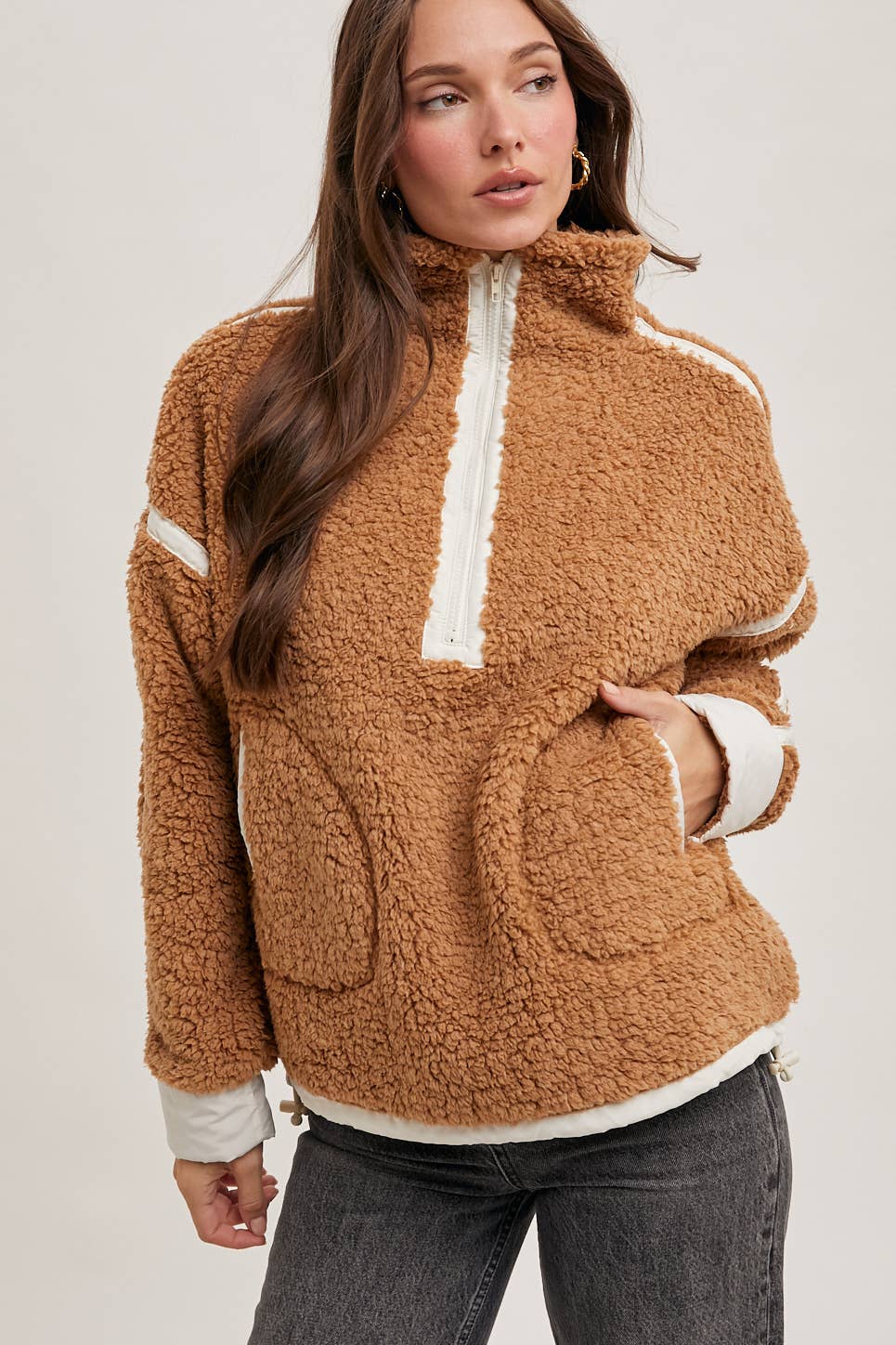 HALF ZIP CONTRAST SHERPA FLEECE TOP WITH POCKETS