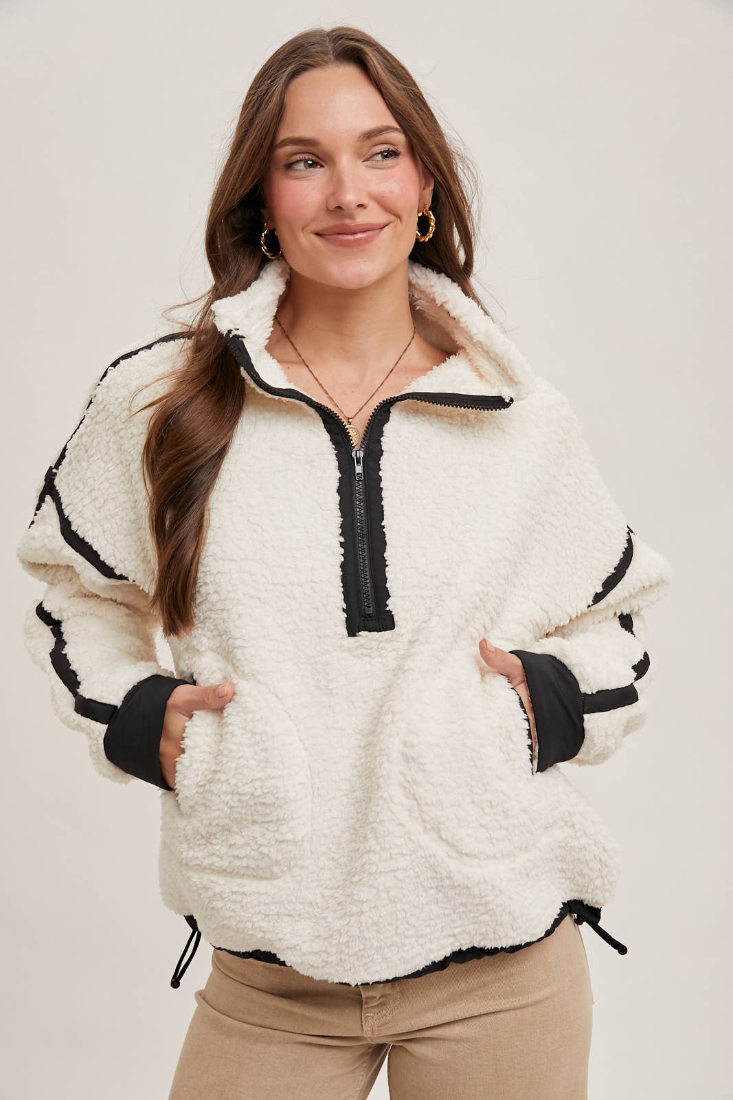 HALF ZIP CONTRAST SHERPA FLEECE TOP WITH POCKETS